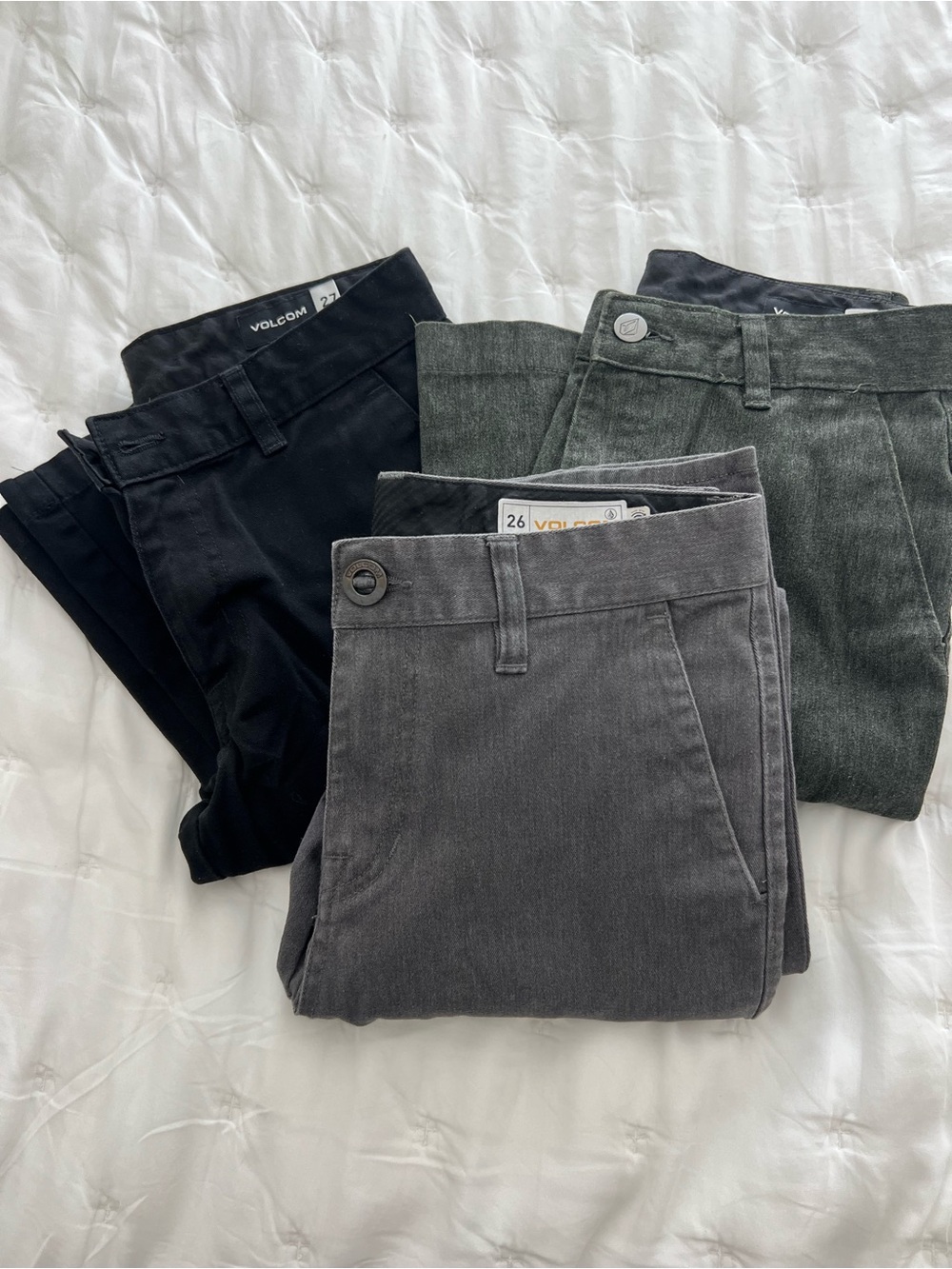 Lot of Volcom Men's Black Straight Chinos